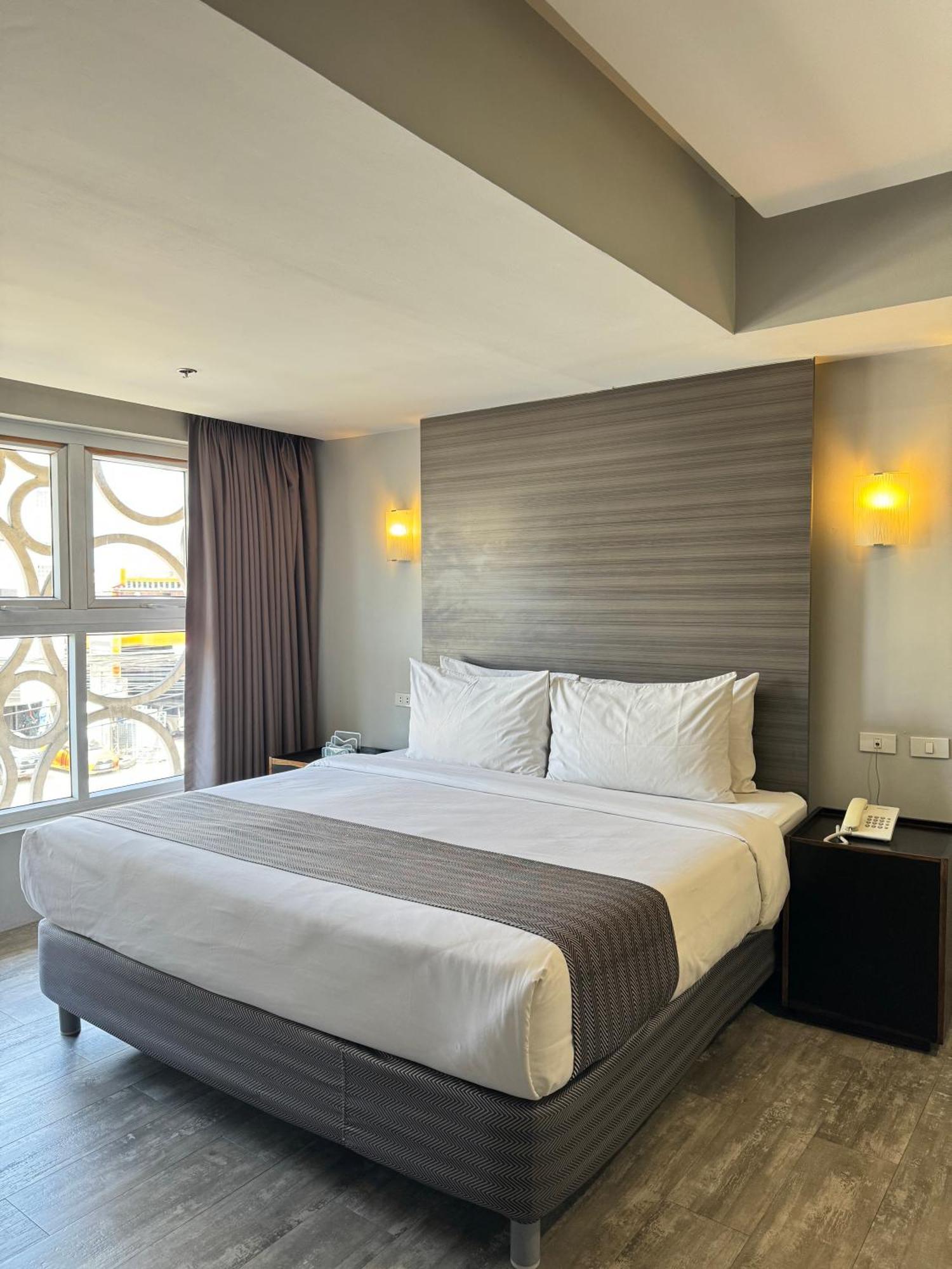 1A Express Hotel Cagayan de Oro Buitenkant foto