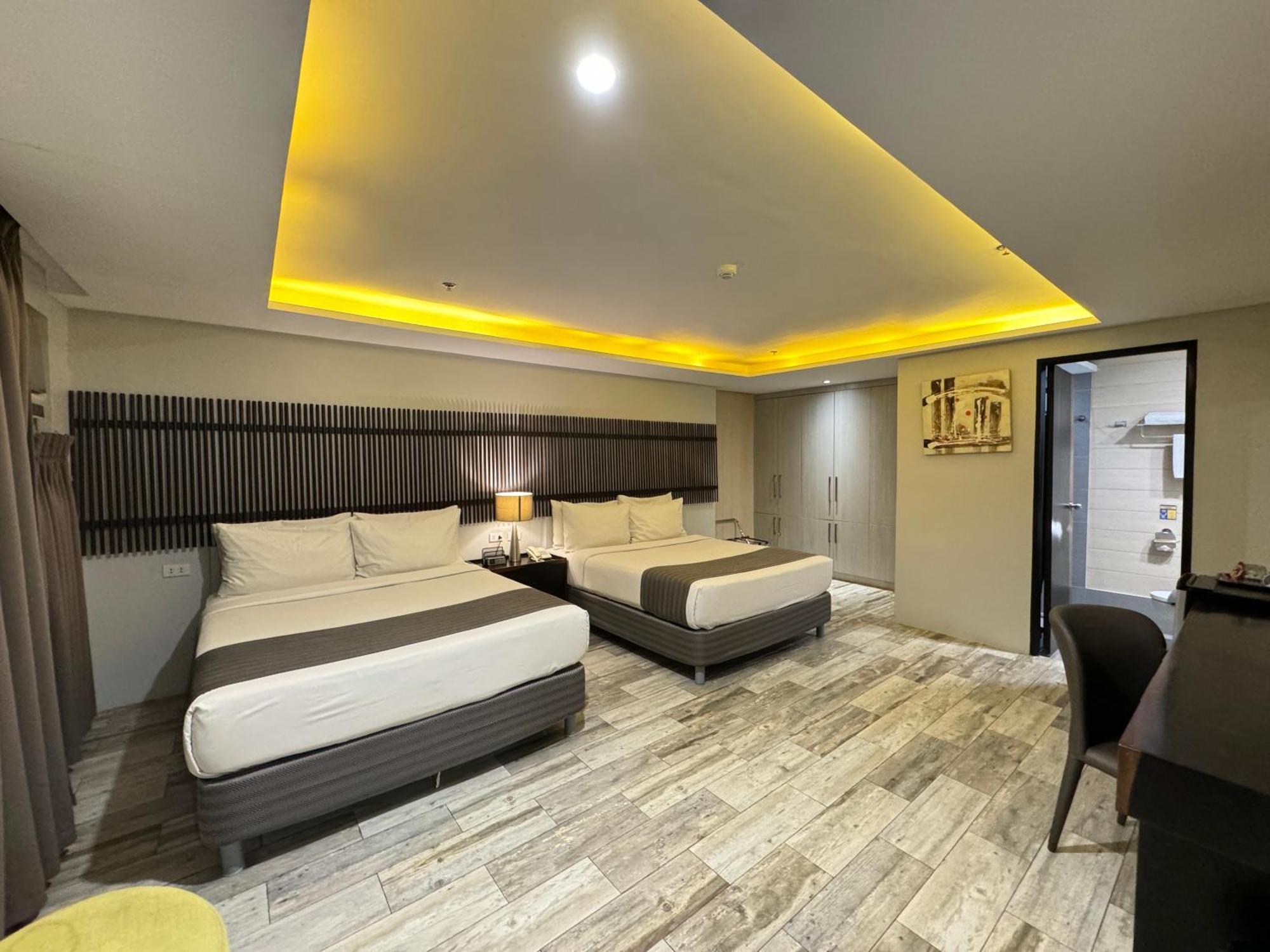 1A Express Hotel Cagayan de Oro Buitenkant foto