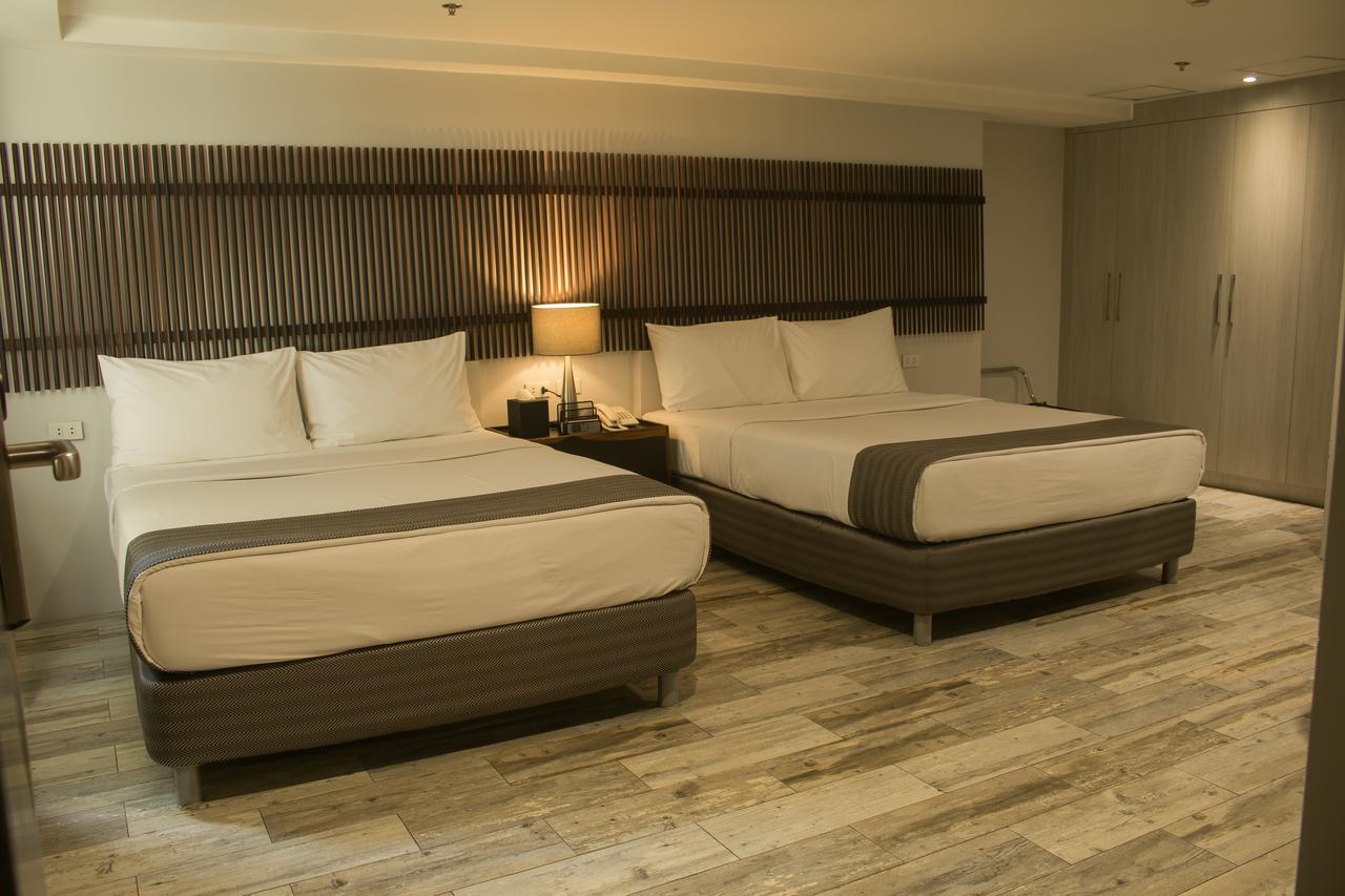 1A Express Hotel Cagayan de Oro Buitenkant foto